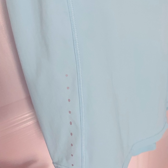 Lululemon Light Blue Tank. Size: Medium. Snug Fit. - Picture 5 of 5